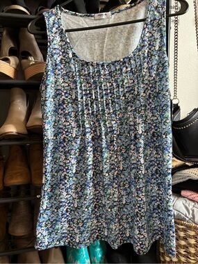 zeagoo Floral Trim Top in Blue and Green